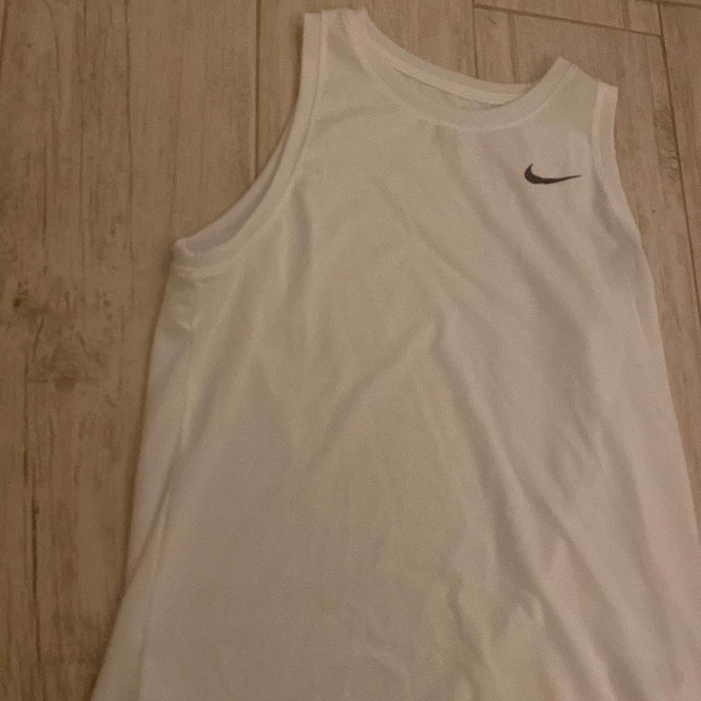 Nike brand new workout shirt